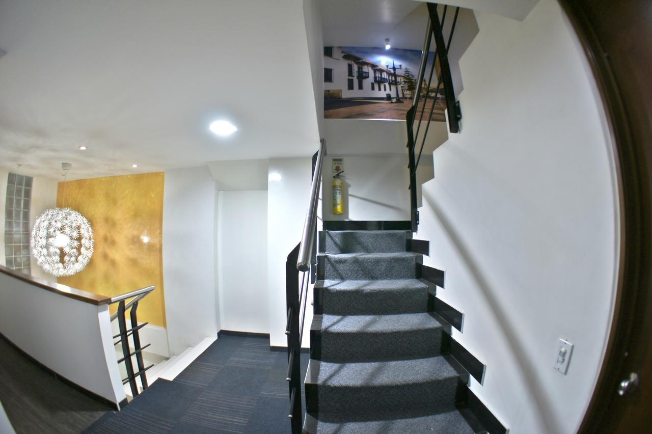 Business 26 *