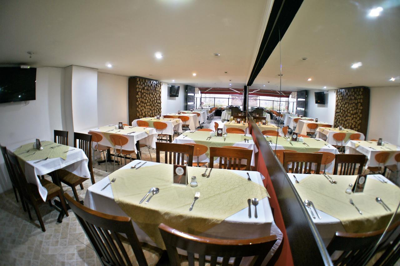 Aparthotel Business 26 *